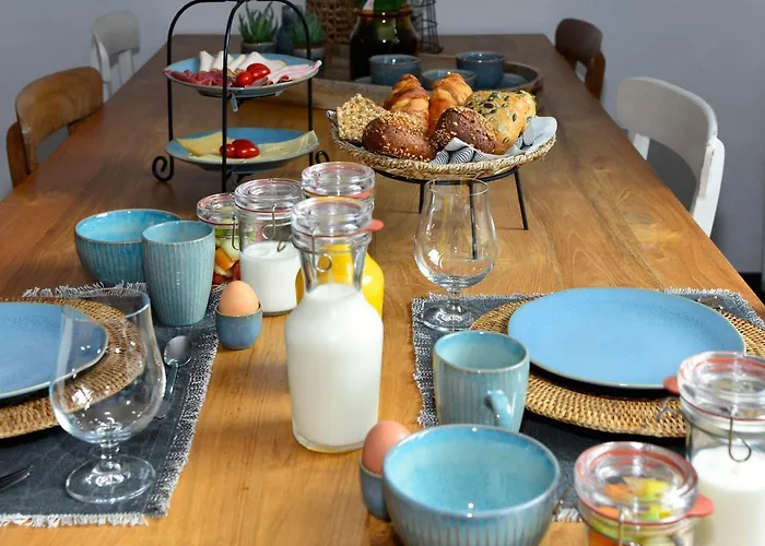 Bed & Breakfast Meet The Dutch 4*