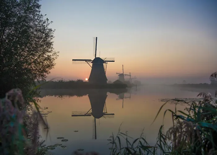 Meet The Dutch 4* ريديرْكيركْ