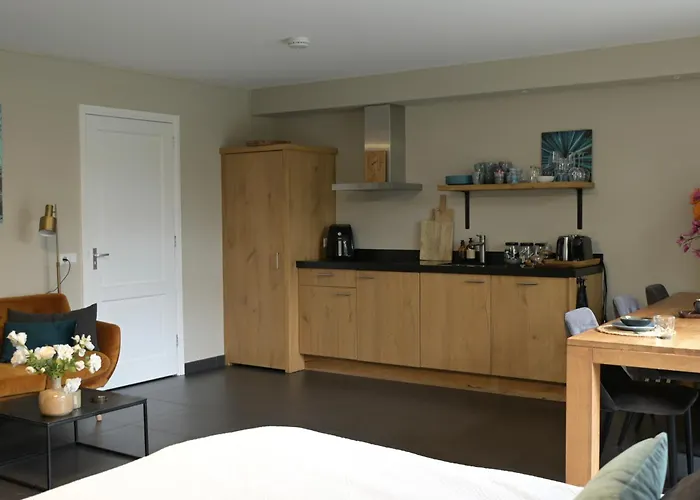 Meet The Dutch Bed & Breakfast